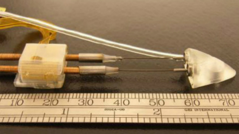 Mobile robot driven by miniature ultrasonic motors